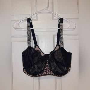 Victoria’s Secret very sexy unlined lace push up bra w/ bling straps